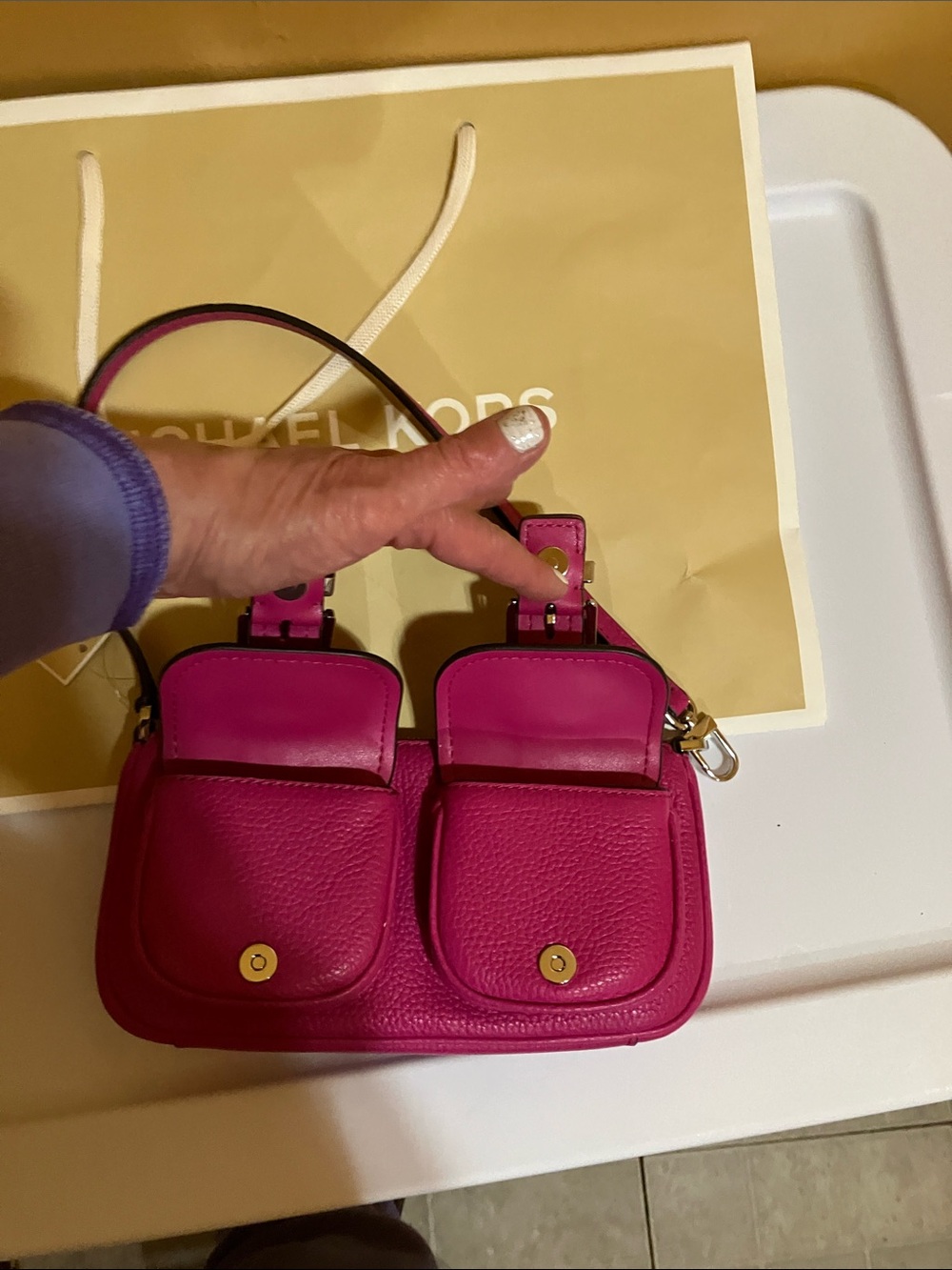 Michael Kors  ZOE SM Conv Wildberry Pebble Leather Pouchette Pocket Shoulder Bag - Picture 5 of 7
